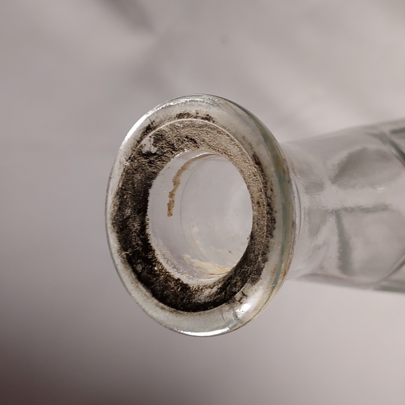 Vintage Glass Liquor Bottle Decanter Faceted Sides - Picture 4 of 8